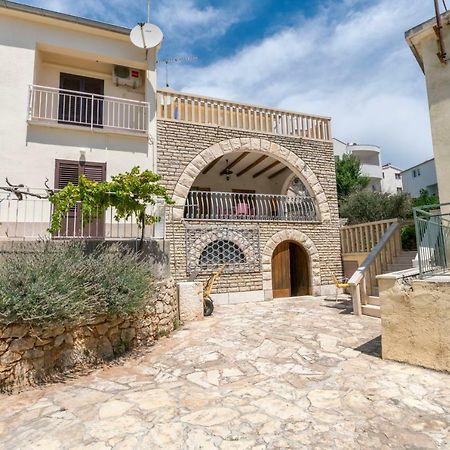 פרימוסטן Apartment Smiljan מראה חיצוני תמונה