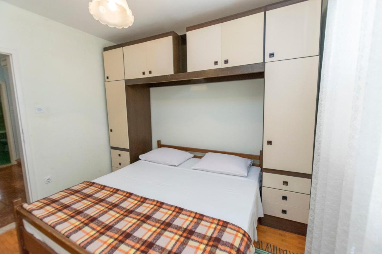 פרימוסטן Apartment Smiljan מראה חיצוני תמונה